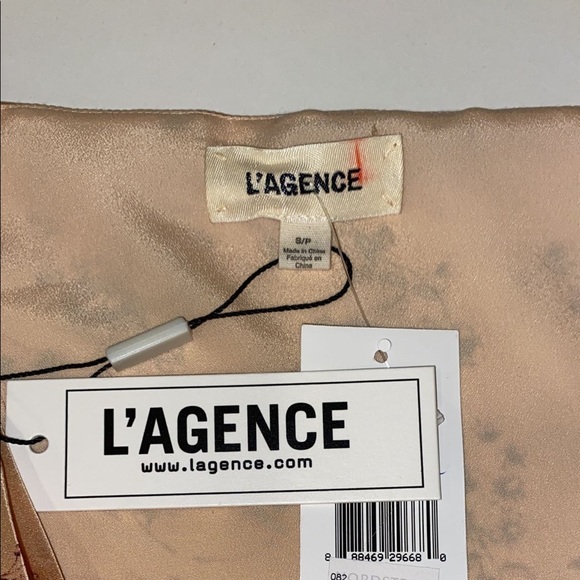 L’AGENCE Camisole$350 to $50 check details - Picture 7 of 17